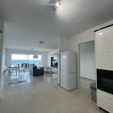 Apartman Waves - Oceanview Escape Sliema