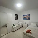 Waves - Oceanview Escape * Sliema