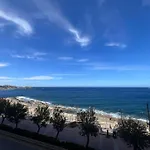 Waves - Oceanview Escape *