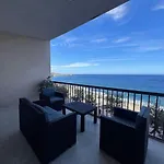 Waves - Oceanview Escape Apartment Sliema
