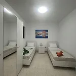 Waves - Oceanview Escape Sliema